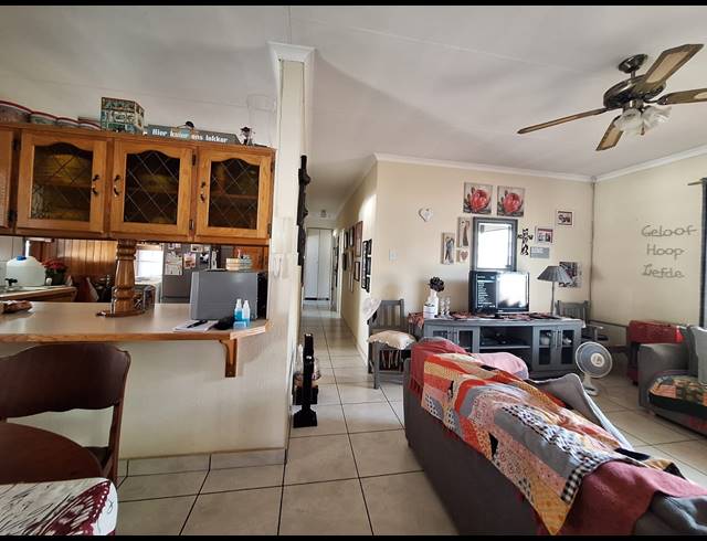 3 BEDROOM TOWNHOUSE FOR SALE IN BERGSIG